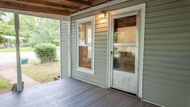 222 Poplar St, Thayer, MO 65791 - view of wooden deck