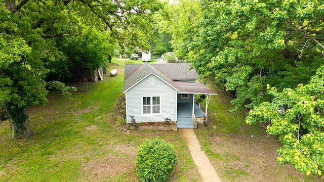 222 Poplar St, Thayer, MO 65791 - view of front of property featuring a shingled roof