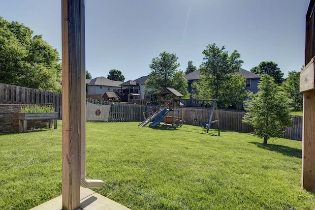 622 N Rockingham Ave, Nixa, MO 65714 - view of yard with a playground