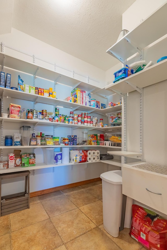 853 E Grafton Dr, Nixa, MO 65714 - view of pantry