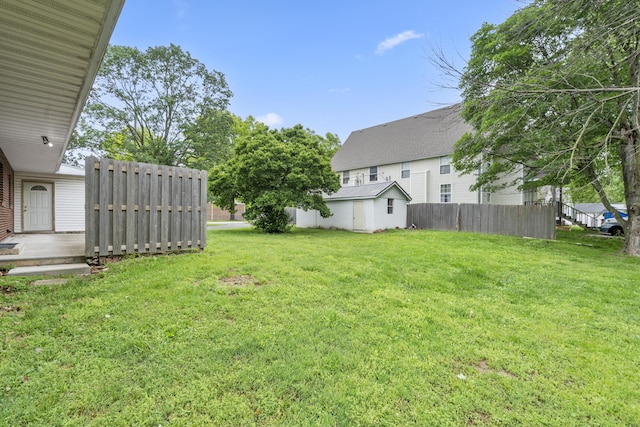 300 S High Ave, Ash Grove, MO 65604 - view of yard