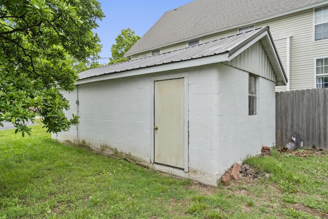 300 S High Ave, Ash Grove, MO 65604 - view of outbuilding