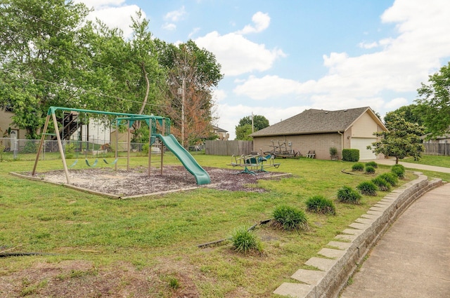 413 W Chestnut Rd, Nixa, MO 65714 - view of play area