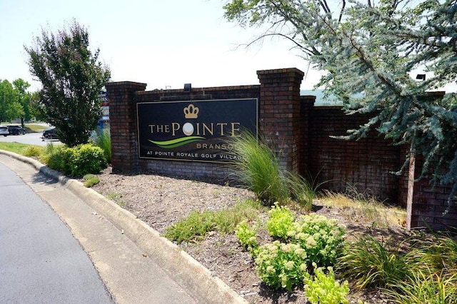 280 Wimbledon Dr Unit 8, Branson, MO 65616 - view of community sign