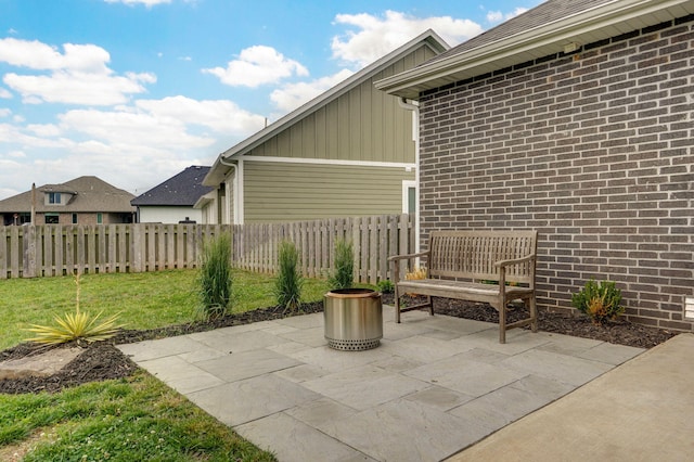 735 N Fox Hill Cir, Nixa, MO 65714 - view of patio / terrace