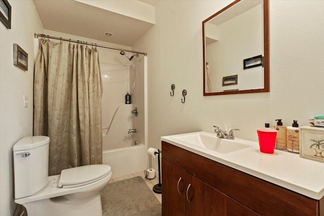 657 Plentywood Ln, Gainesville, MO 65655 - full bath featuring toilet, vanity, and shower / bath combo