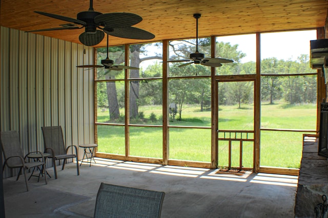 821 NW B Hwy, Osceola, MO 64776 - sunroom featuring ceiling fan