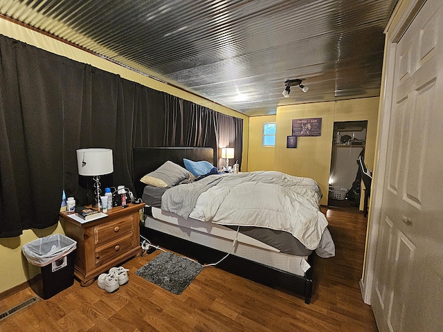 22182 County Road 288, Pittsburg, MO 65724 - bedroom with wood finished floors