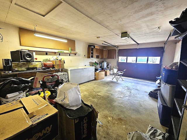 22182 County Road 288, Pittsburg, MO 65724 - basement with a garage
