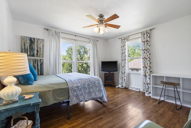 305 Cliff Dr, Branson, MO 65616 - bedroom featuring wood finished floors, ceiling fan, and baseboards