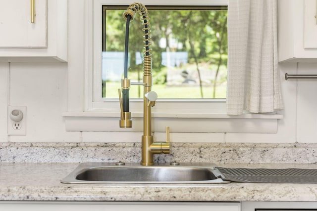 305 Cliff Dr, Branson, MO 65616 - kitchen view of white cabinets