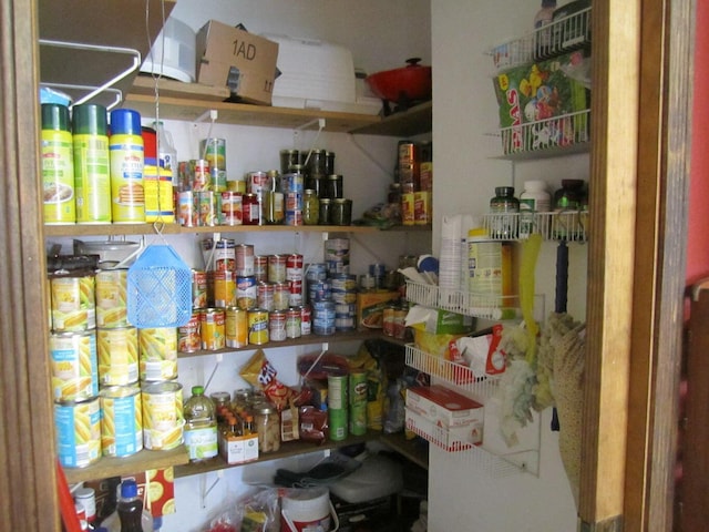 32880 Normal Dr, Eldridge, MO 65463 - view of pantry