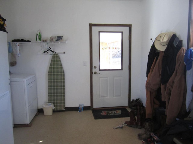 32880 Normal Dr, Eldridge, MO 65463 - washroom featuring washer / dryer