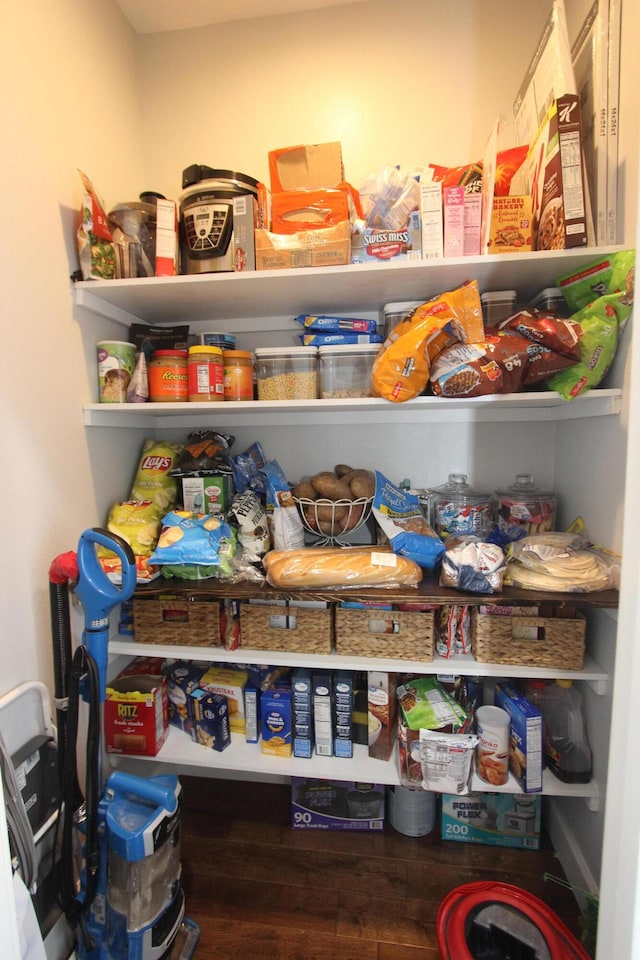 2362 Hazelwood Rd, Seymour, MO 65746 - view of pantry