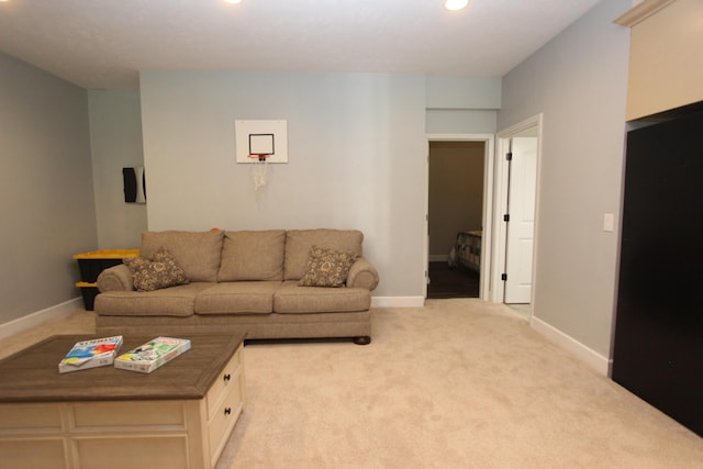 2362 Hazelwood Rd, Seymour, MO 65746 - living area featuring light carpet, recessed lighting, and baseboards