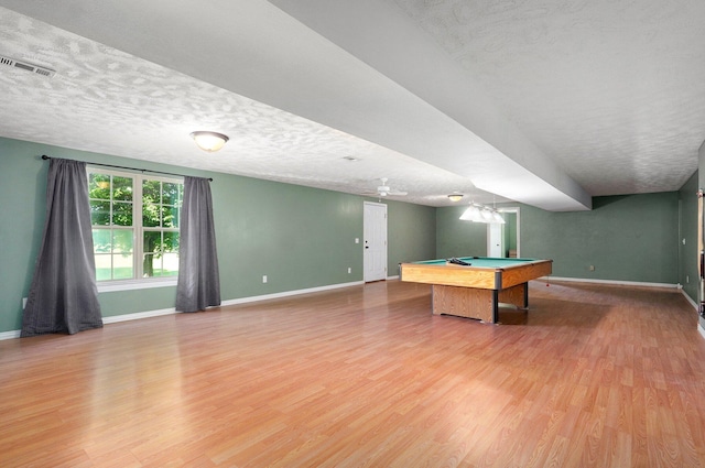 259 Aven Ave, Sparta, MO 65753 - rec room featuring a textured ceiling, wood finished floors, and billiards