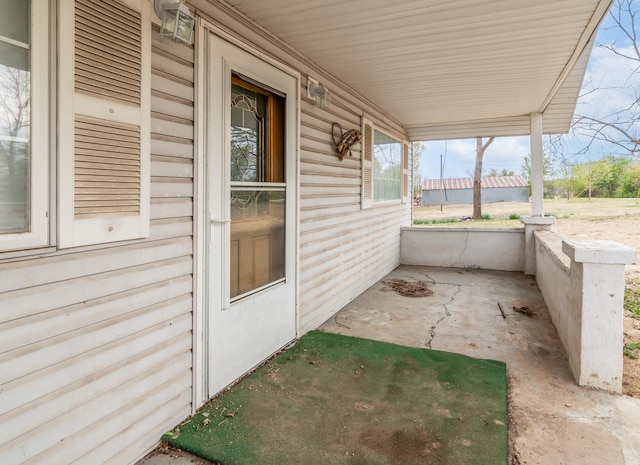 21461 Needles Eye Rd, Shell Knob, MO 65747 - view of covered porch