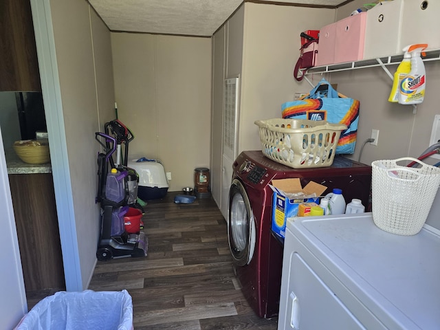 285 Lace Loop, Conway, MO 65632 - laundry area with washer and clothes dryer, wood finished floors, and a textured ceiling
