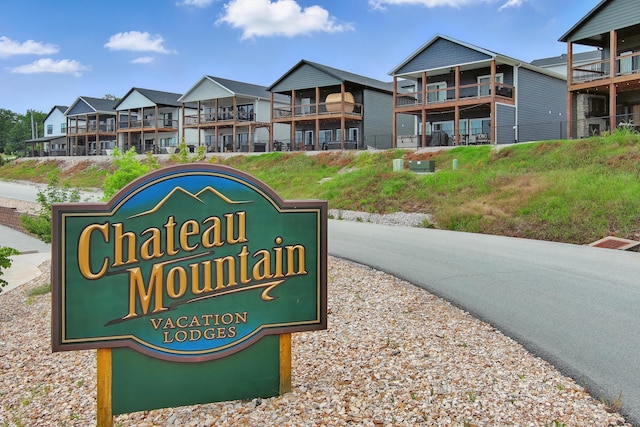232 Chateau Mountain Hilltop Way, Branson, MO 65616 - community sign featuring a residential view