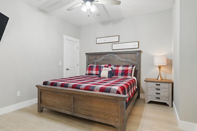 232 Chateau Mountain Hilltop Way, Branson, MO 65616 - bedroom with light wood-style flooring, baseboards, and ceiling fan