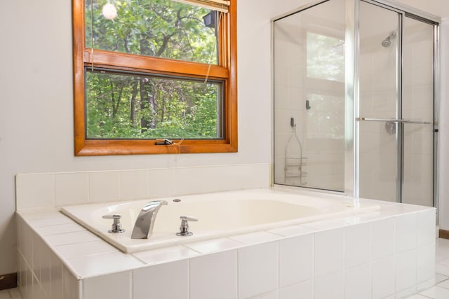 15295 S 1901st Rd, Stockton, MO 65785 - full bath featuring a stall shower and a bath