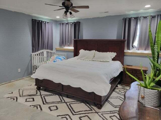 8689 County Road 7110, West Plains, MO 65775 - bedroom featuring recessed lighting and a ceiling fan