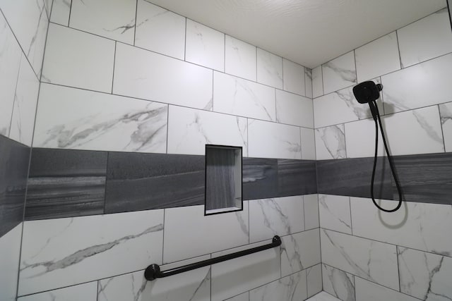 3419 S Suburban Ave, Springfield, MO 65807 - bathroom view of a tile shower