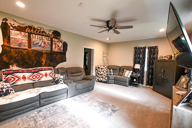511 C St, Deepwater, MO 64740 - carpeted living area featuring ceiling fan and recessed lighting