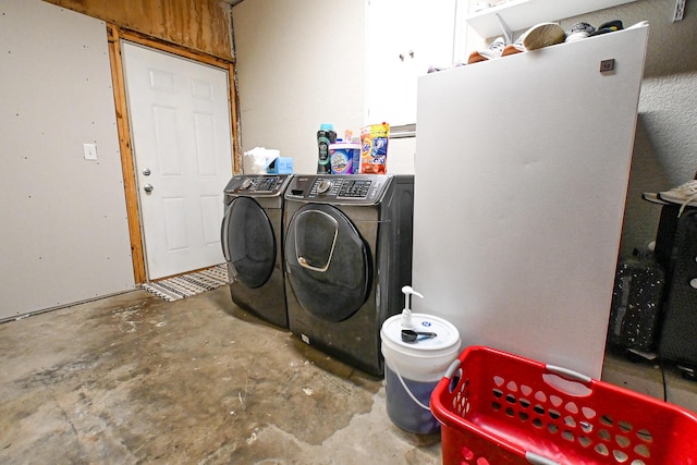 511 C St, Deepwater, MO 64740 - laundry area with separate washer and dryer