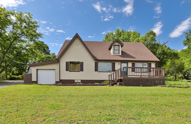 1104 E Buffalo St, Bolivar, MO 65613 - view of front of house featuring a front yard, a deck, an attached garage, and driveway
