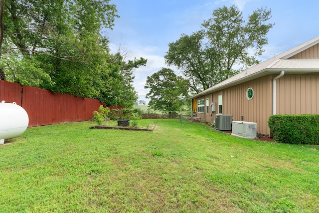 36205 State Highway 413, Crane, MO 65633 - view of yard featuring central AC unit