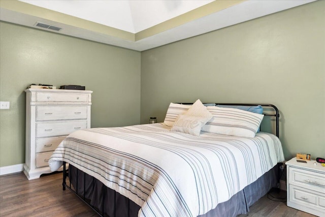 1270 E Ogorman Ct, Springfield, MO 65803 - bedroom featuring wood finished floors and baseboards