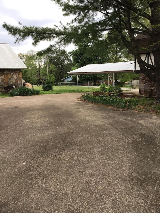 310 S 6th St, Thayer, MO 65791 - view of yard with concrete driveway