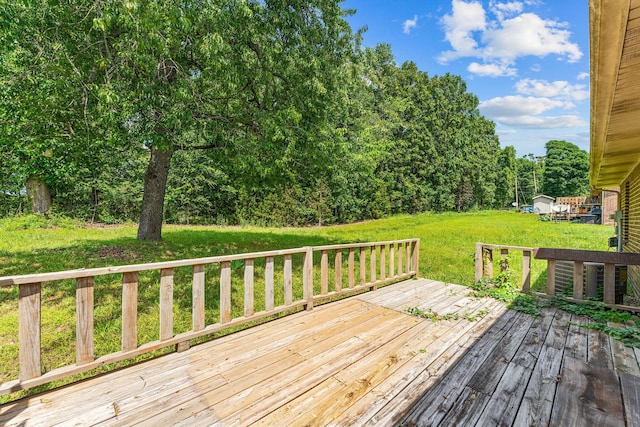 111-141 Gooseberry Ct, Branson, MO 65616 - wooden deck featuring a lawn