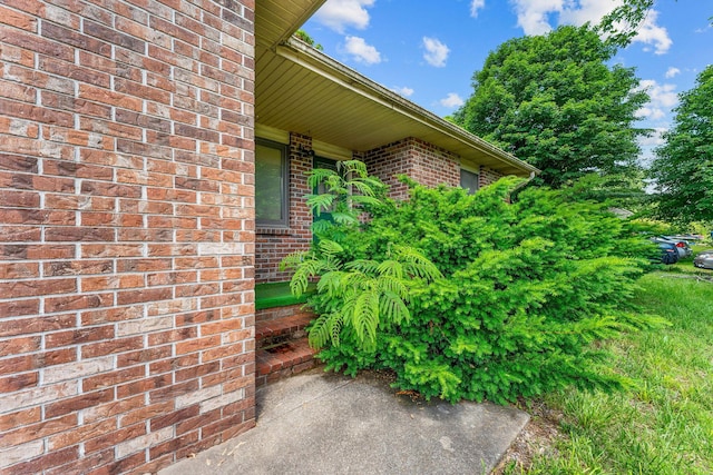 111-141 Gooseberry Ct, Branson, MO 65616 - doorway to property with brick siding