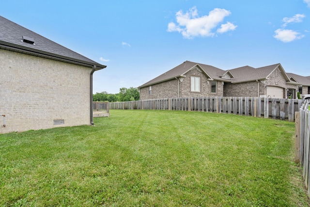 1816 N Bristol Ave, Springfield, MO 65802 - view of yard with a garage