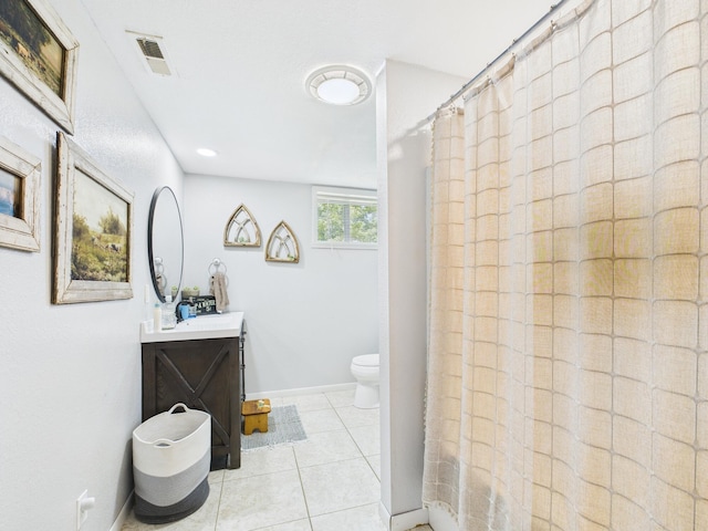 14164 Holmes Rd, Cabool, MO 65689 - full bathroom with vanity, toilet, tile patterned flooring, a shower with shower curtain, and baseboards