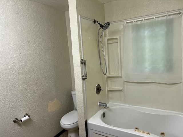 101 W Pennsylvania Ave, Mansfield, MO 65704 - full bathroom with a textured wall, toilet, and a combined bath / shower with jetted tub