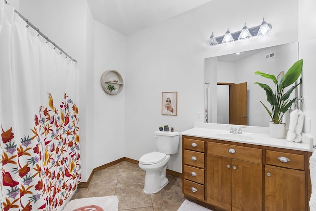 95 Highland Ct, Strafford, MO 65757 - bathroom featuring vanity, toilet, a shower with shower curtain, and baseboards