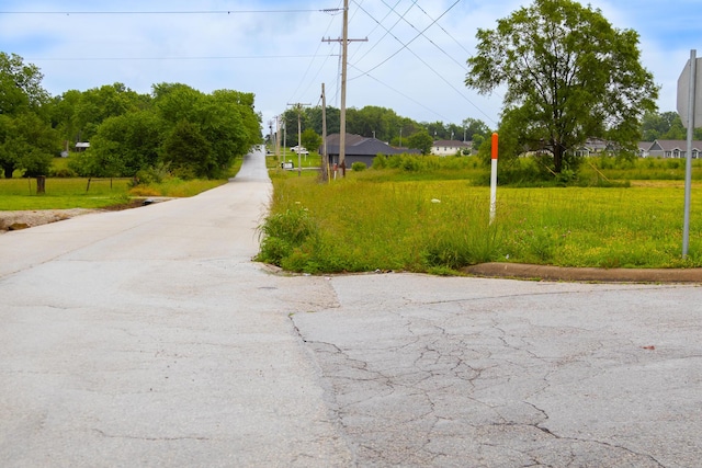 000 Holly Dr, Buffalo, MO 65622