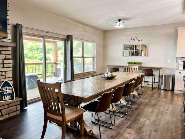 240 Chateau Cove Dr, Branson, MO 65616 - dining area featuring dark wood finished floors
