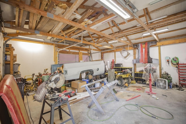 4857 S 101st Rd, Bolivar, MO 65613 - view of garage