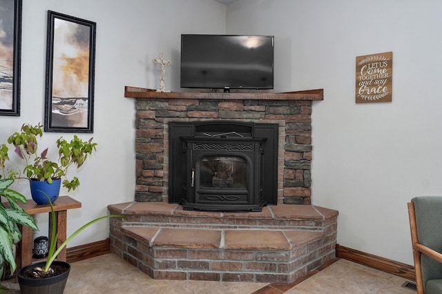 7519 W Farm Rd Unit 194, Republic, MO 65738 - detailed view of baseboards