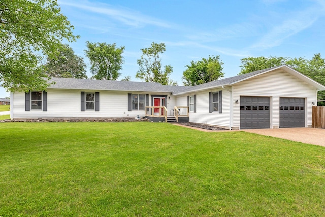 1394 Bee Creek Rd, Branson, MO 65616 - ranch-style house with a front yard and a detached garage