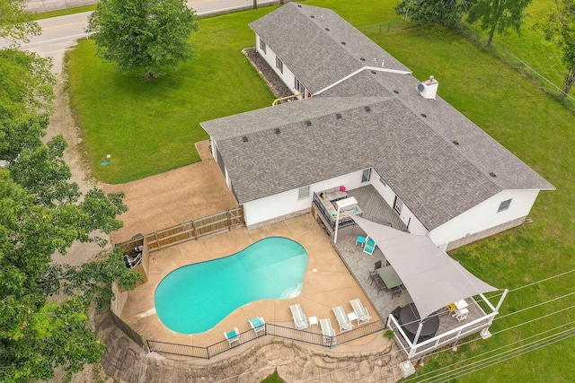 1394 Bee Creek Rd, Branson, MO 65616 - view of subject property with a pool