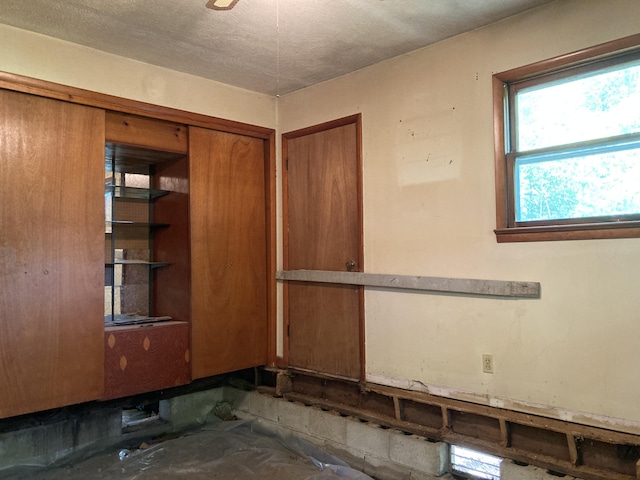 403 S W St, Mountain Grove, MO 65711 - view of empty room
