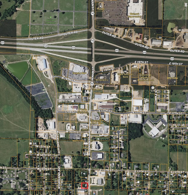 1107 N Main St, Mountain Grove, MO 65711