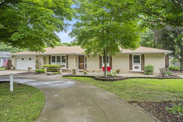 3206 W Grayrock Dr, Springfield, MO 65810 - photo 1