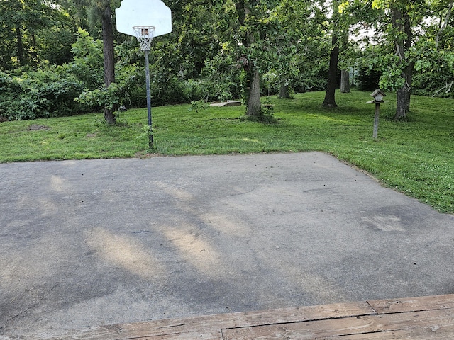 22389 Lawrence Unit 1215, Aurora, MO 65605 - view of patio