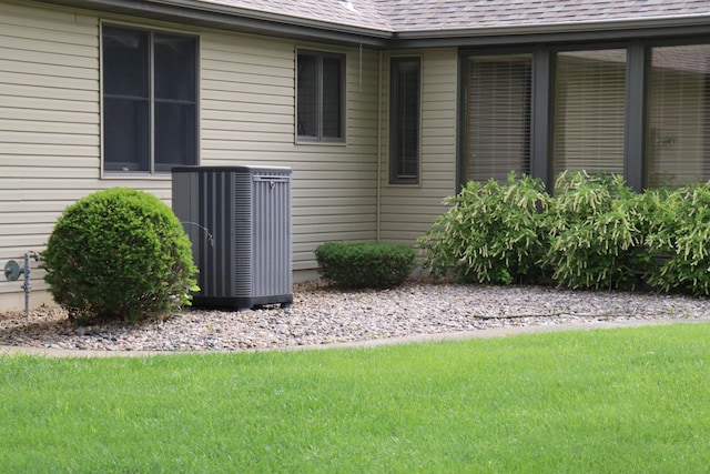 200 N Blair Dr, Stockton, MO 65785 - photo 7